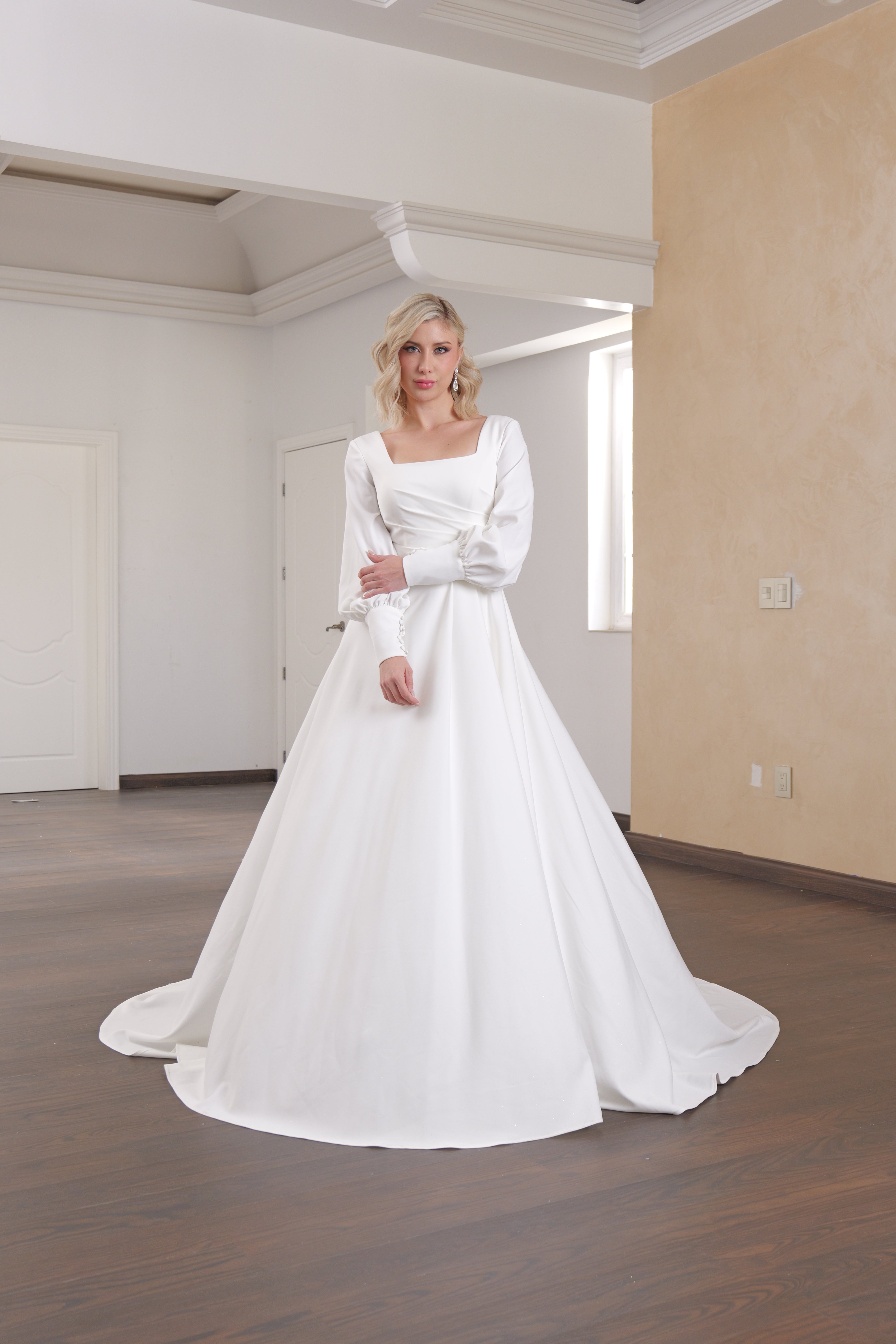 Vestido de novia liso de manga larga