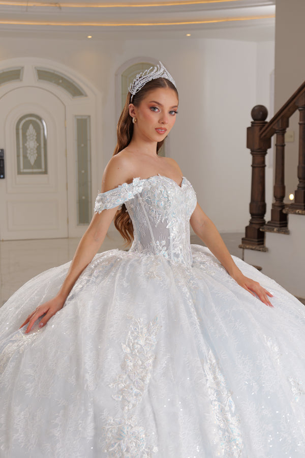 Vestido de quinceañera azul marfil