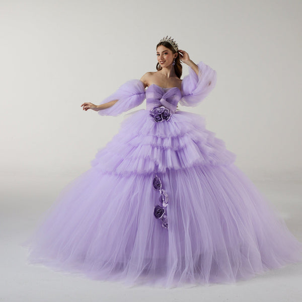 Vestido de quinceañera con olanes de tul