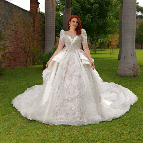 Vestido de novia corte princesa con pedrería