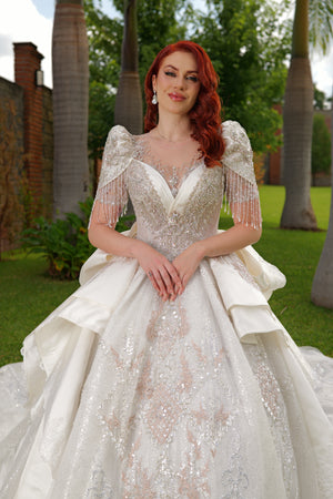 Vestido de novia corte princesa con pedrería